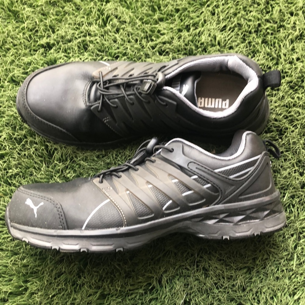 Puma steel toe work shoe
